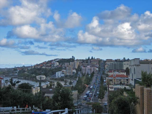 �u�̏ォ�猩��Coogee�i�N�[�W�[�j�̒�����