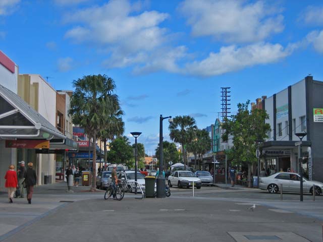 Cronulla�i�N���k���j�w����Cronulla Beach�i�N���k���E�r�[�`�j�ɑ����� 1 