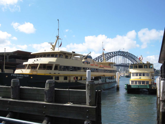 First Fleet Class�i�t�@�[�X�g�E�t���[�g�E�N���X�j��Freshwater Class�i�t���b�V���E�H�[�^�[�E�N���X�j�̔�r