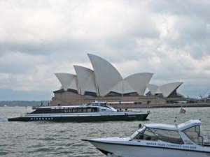 �I�y���n�E�X�߂���ʂ�t�F���[