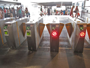 �������D�@1