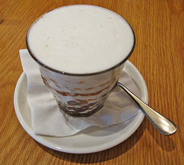 �r���Y�ibills�j-�z�b�g�`���R���[�g