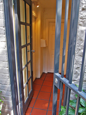 �r���Y�ibills�j-�g�C��