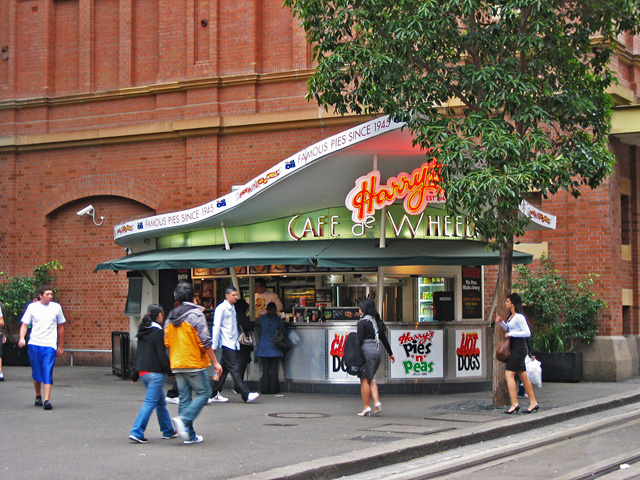 �n���[�Y�E�J�t�F�E�h�E�z�C�[���iHarry&rsquo;s Cafe De Wheels�j-Haymarket�i�w�C�}�[�P�b�g�j�X