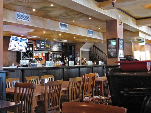 �X�N���t�B�[�E�}�t�B�[�Y �iScruffy Murphy's�j�̓X��