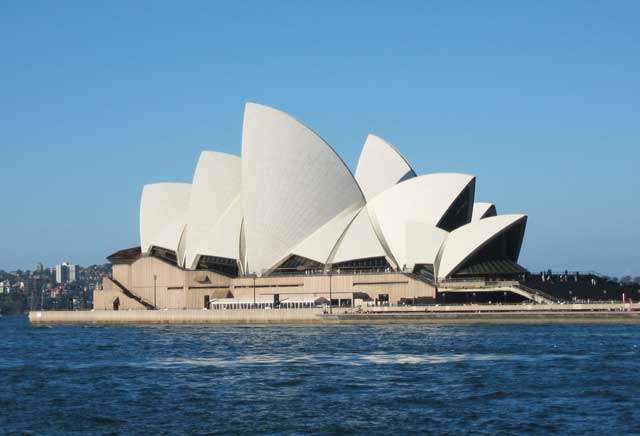 �I�y���n�E�X