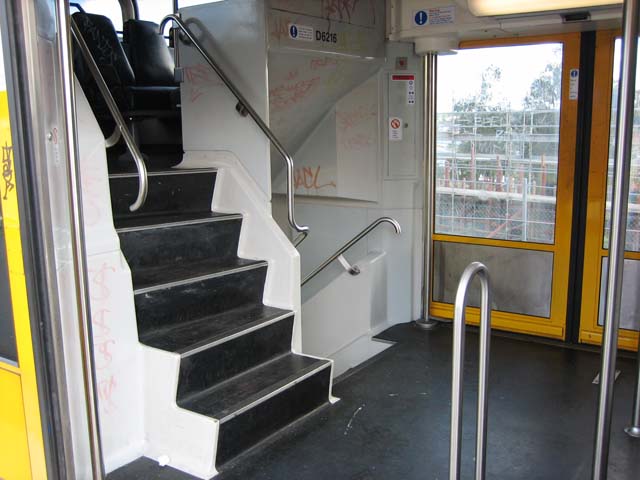 City Rail�i�V�e�B�E���[���j�̏��K�i�Ɖ���K�i